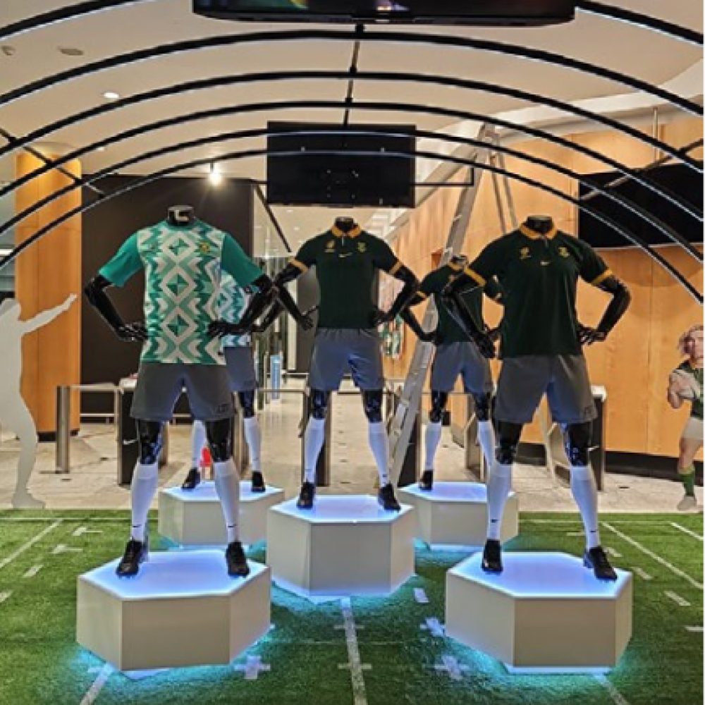 BESPOKE RETAIL POINT OF SALE UNITS-2