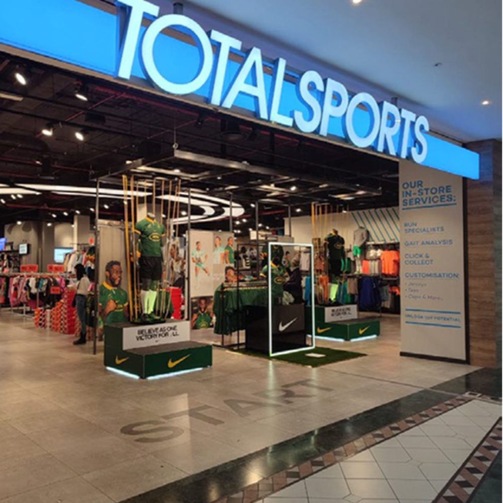 RETAIL WINDOW DISPLAY BRANDING-3