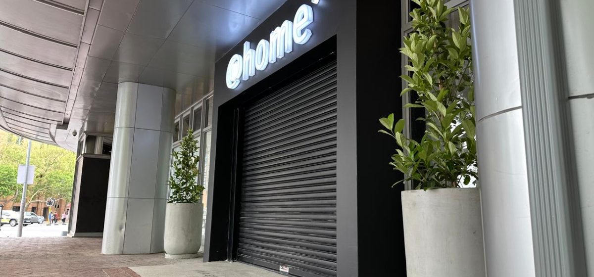 Retail-Window-Display-Branding-23